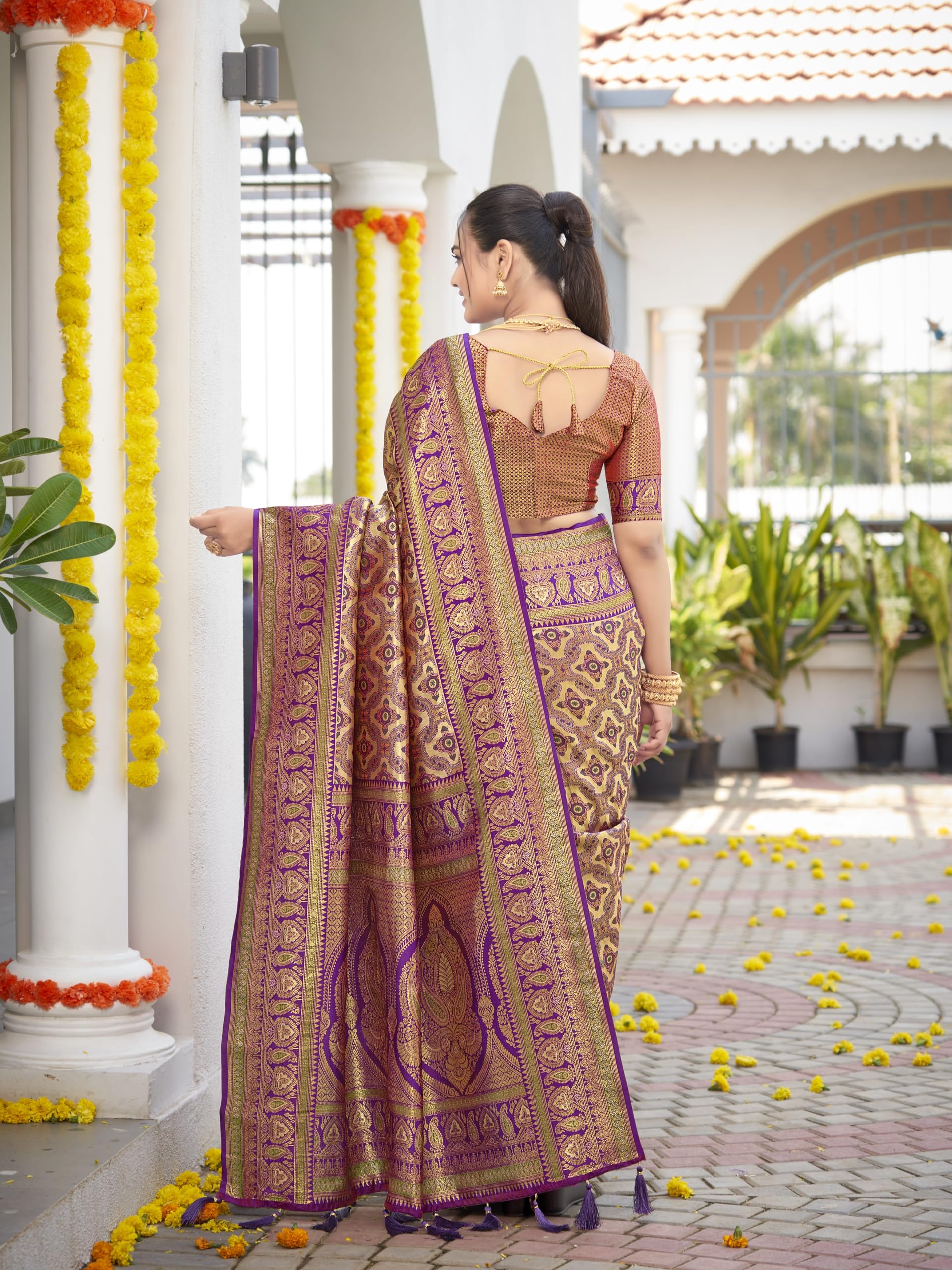 MANOHARI Women's Most Trendy Banarasi Woven Purple Saree With Heavy Jacquard Work Saree With Blouse Piece - Image 6