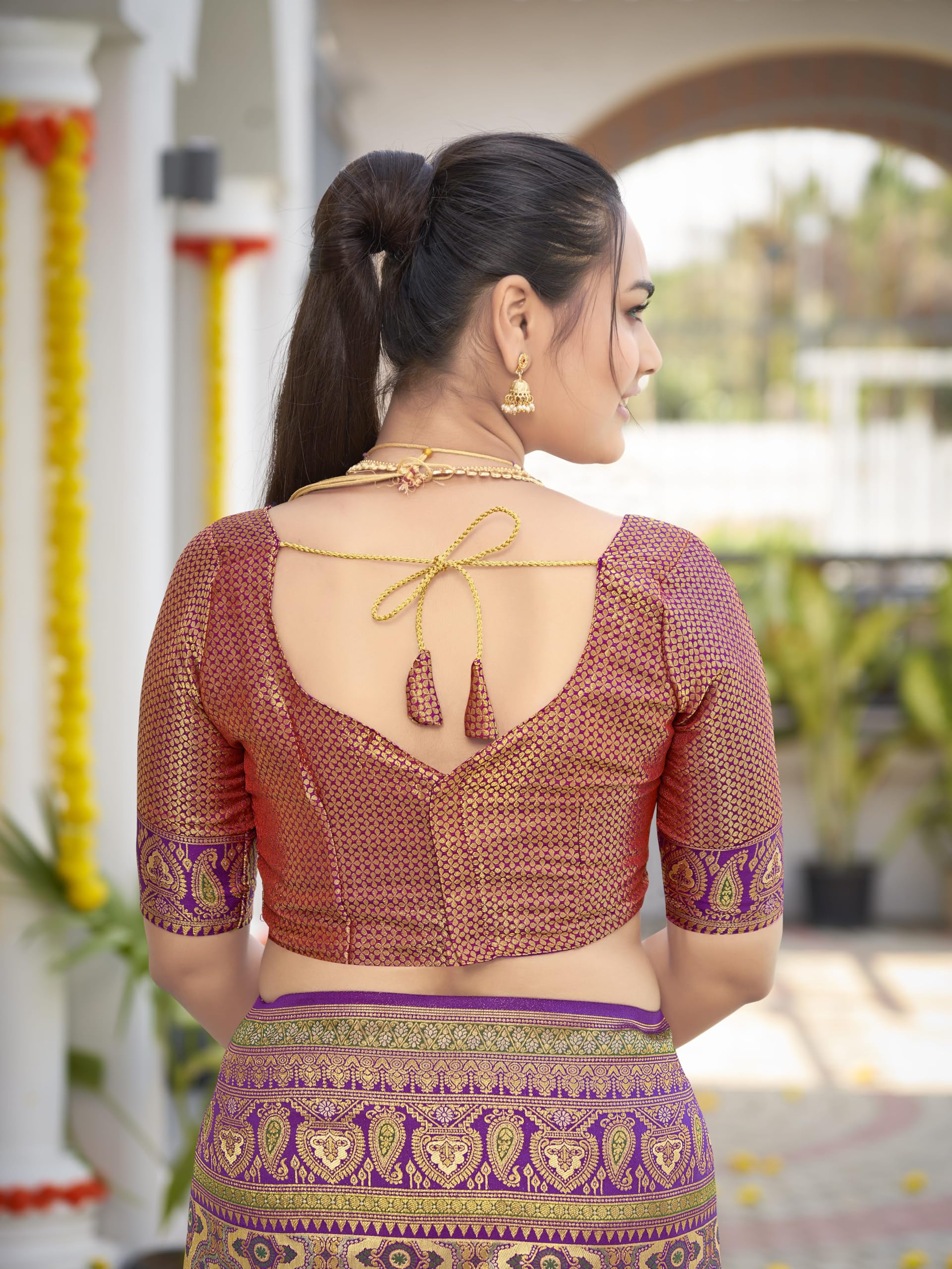 MANOHARI Women's Most Trendy Banarasi Woven Purple Saree With Heavy Jacquard Work Saree With Blouse Piece - Image 2